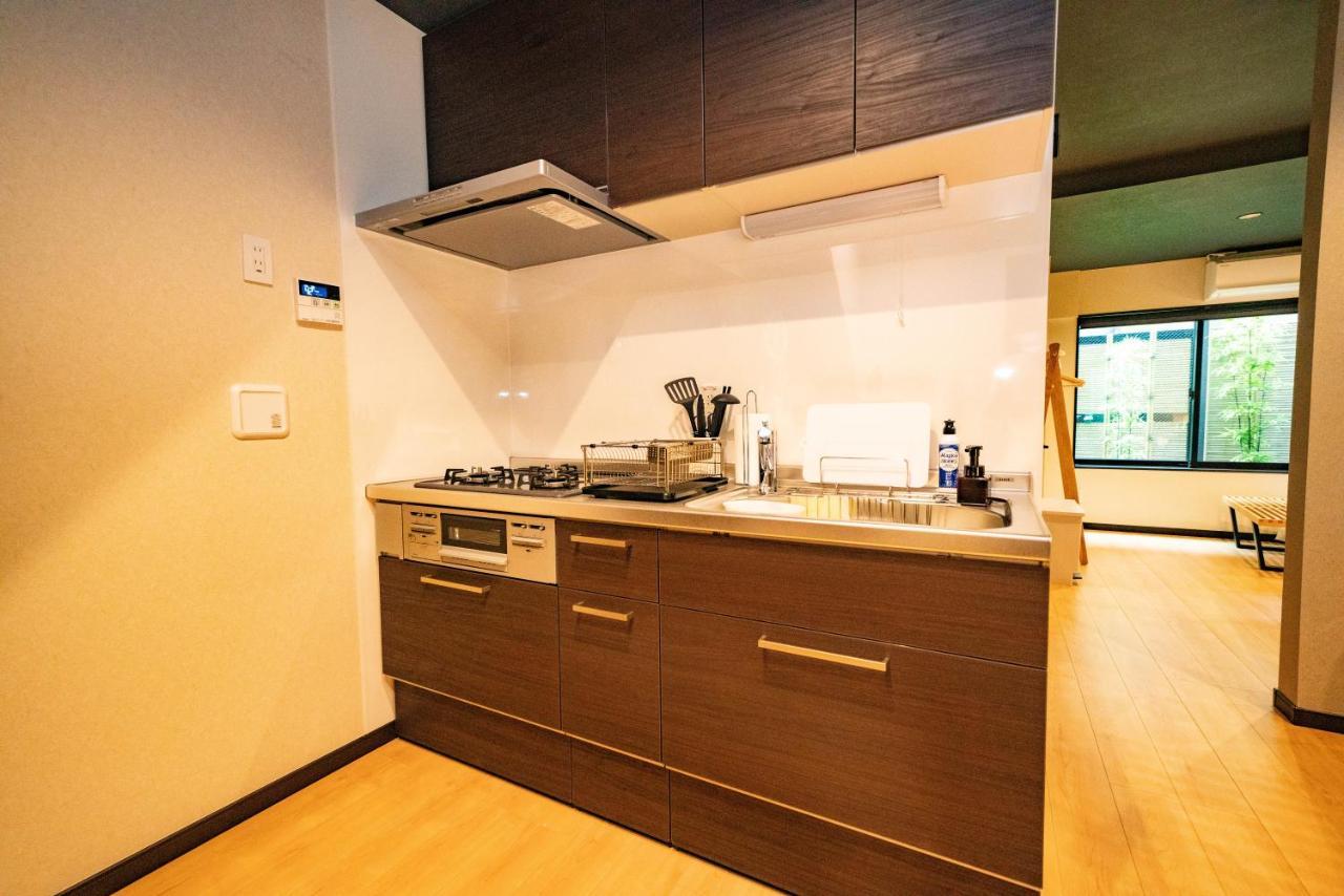 Aparthotel East One Higashishinjuku Tokyo Esterno foto